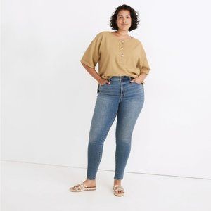 Madewell Plus Size 9" Mid-Rise Roadtripper Jeans in Enfield Wash sz 32